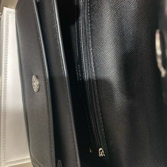 JW PEI envelope silver chain crossbody - Picture 3 of 5